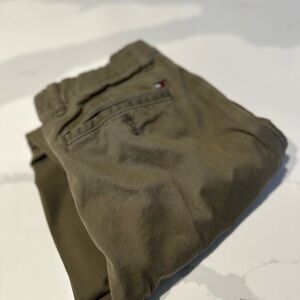 Tommy Hilfiger Olive Chinos